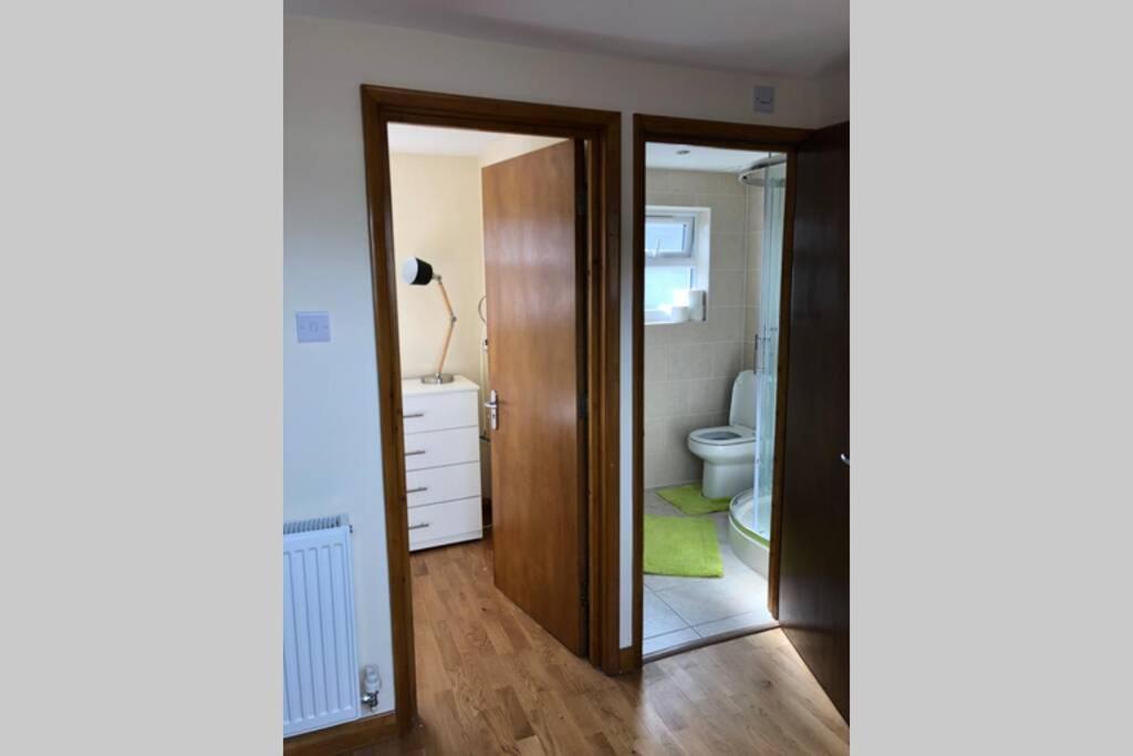 לונדון S6 Ensuite Loft Studio Space מראה חיצוני תמונה
